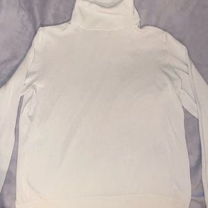 White turtleneck size M